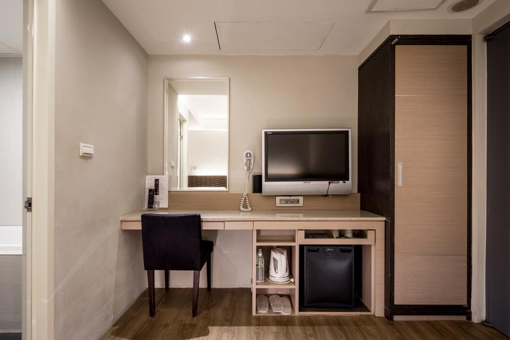 Royal Garden Hotel Taipei Exterior photo